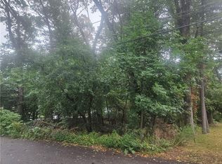 28 Morra Way, Rumford, RI 02916