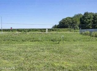 6924 Redbud Ct, Pleasant Hill, IA 50327