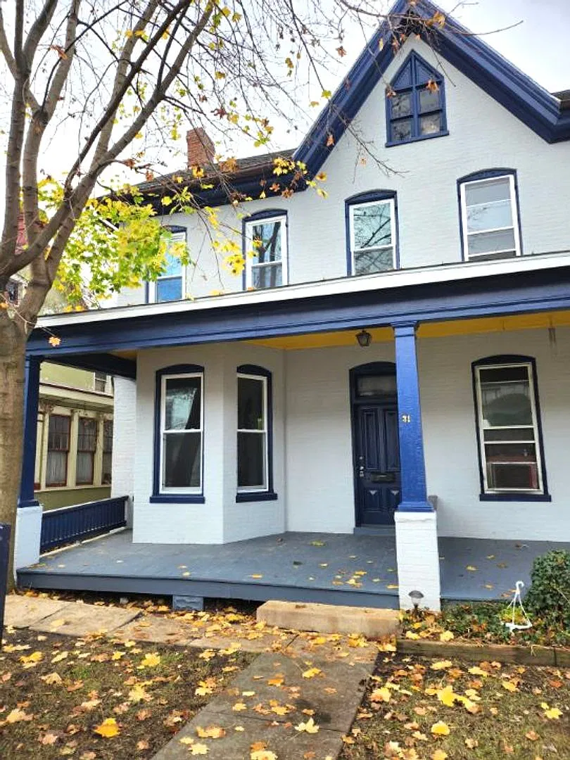 Newly Renovated 3bed/1.5Bath Single Family — Photo 1
