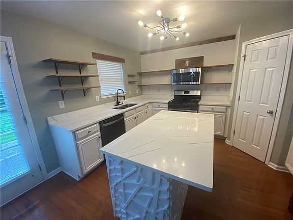 5th image of 2920 Chilhowee Dr