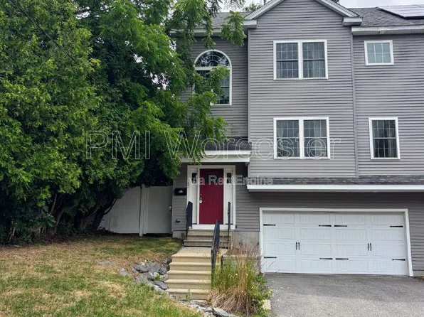 47 Eustis St, Worcester, MA 01606