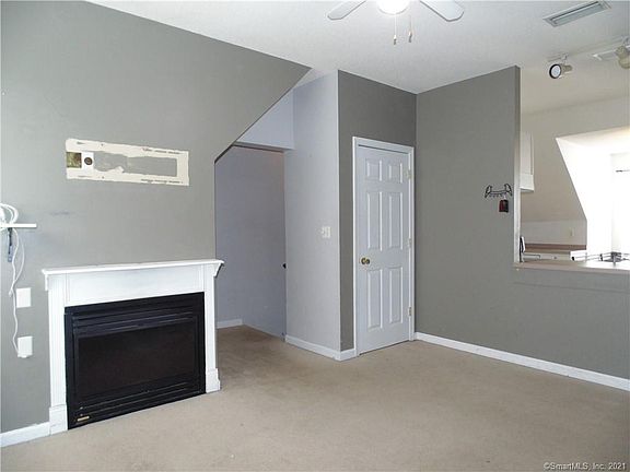 2nd image of 5 Pasco Dr #B
