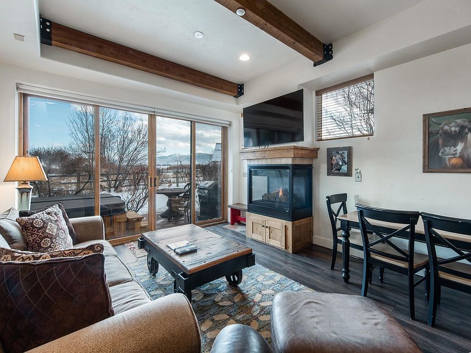 1st image of 6296 N Park Ln #17