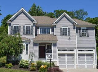 9 Fairway Dr, Amesbury, MA 01913