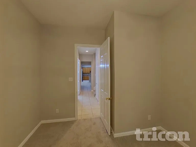 1980 Creekside Dr — Photo 11