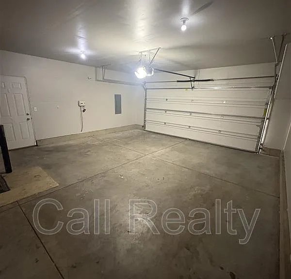 1814 N Arc St — Photo 13