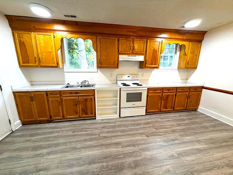 3225 Wilton Rd — Photo 12