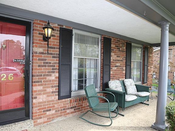 3rd image of 426 Whiteheath Ln