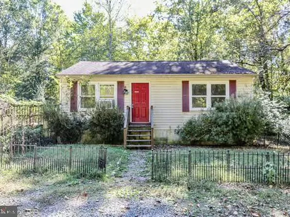 6475 Macedonia Rd, Woodford, VA 22580