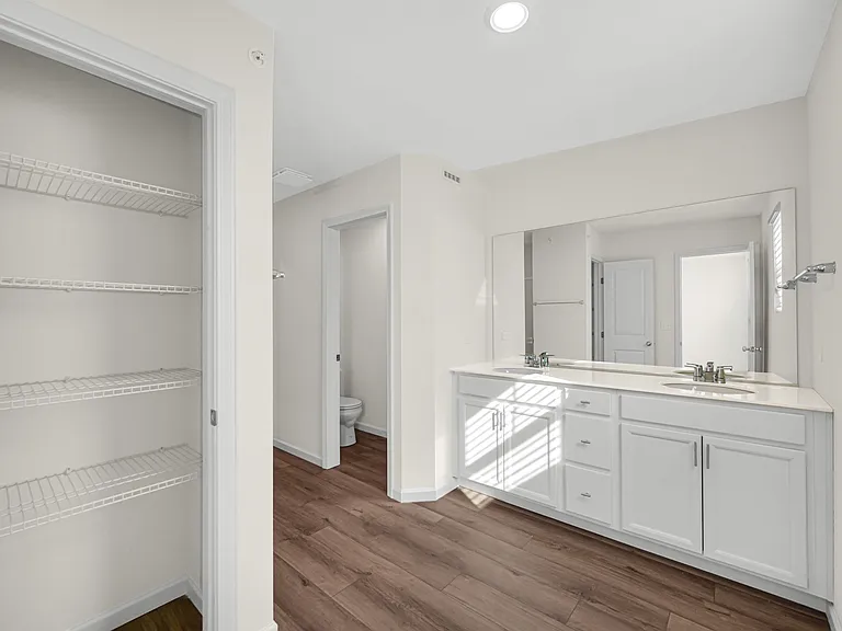 2260 Horseshoe Cir — Photo 12