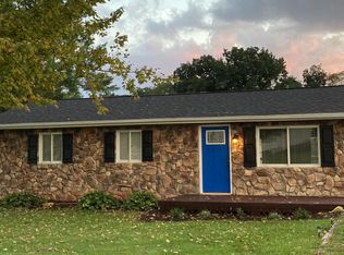 123 Vector Ave, Elkins, WV 26241