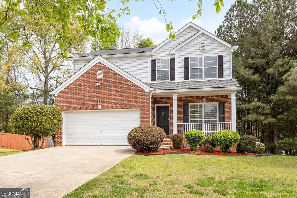 1600 Silver Oak Dr photo 1
