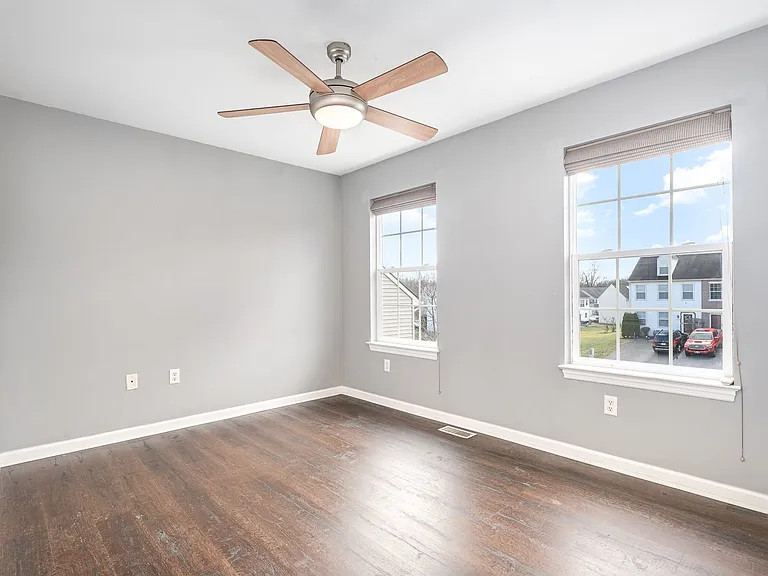 247 Buckley Dr — Photo 21