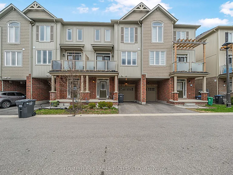 15 Glasson Ln — Photo 2
