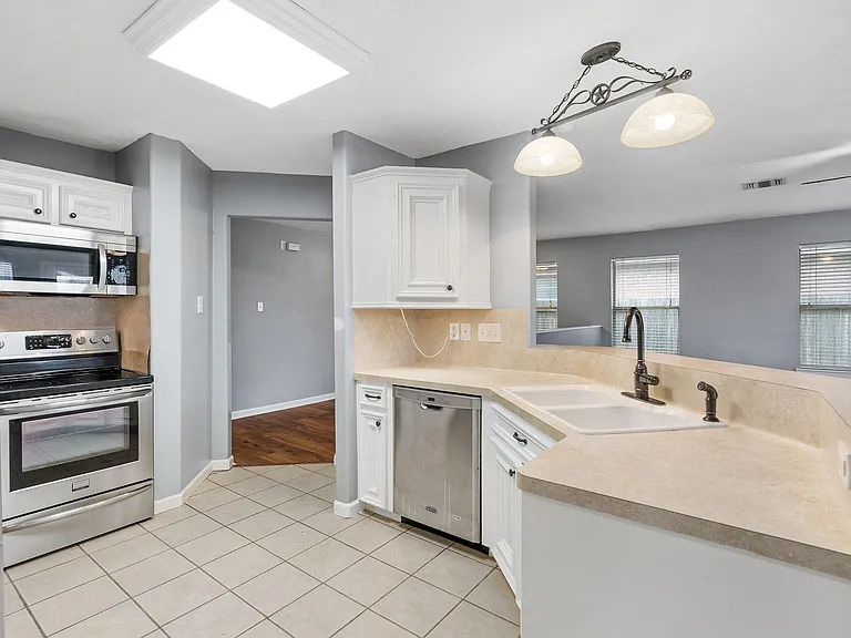 139 Horn Ct — Photo 8
