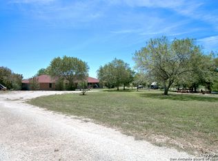 117 Ranch Rd, Adkins, TX 78101