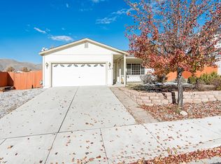 17527 Sunstone Ct, Reno, NV 89508