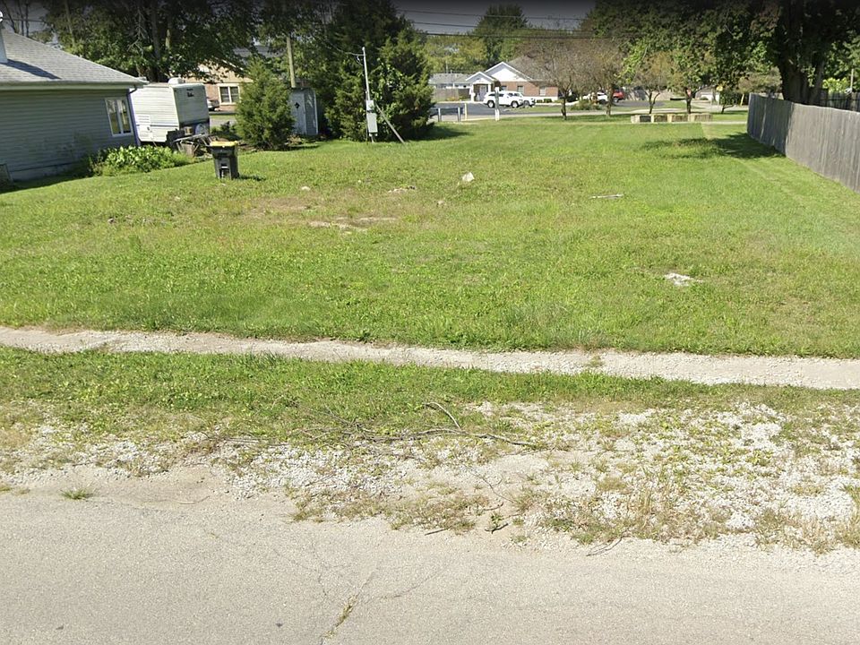 2nd image of 323 Central Ave