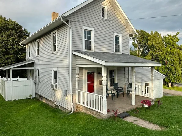 913 Rowena Dr, Ebensburg, PA 15931