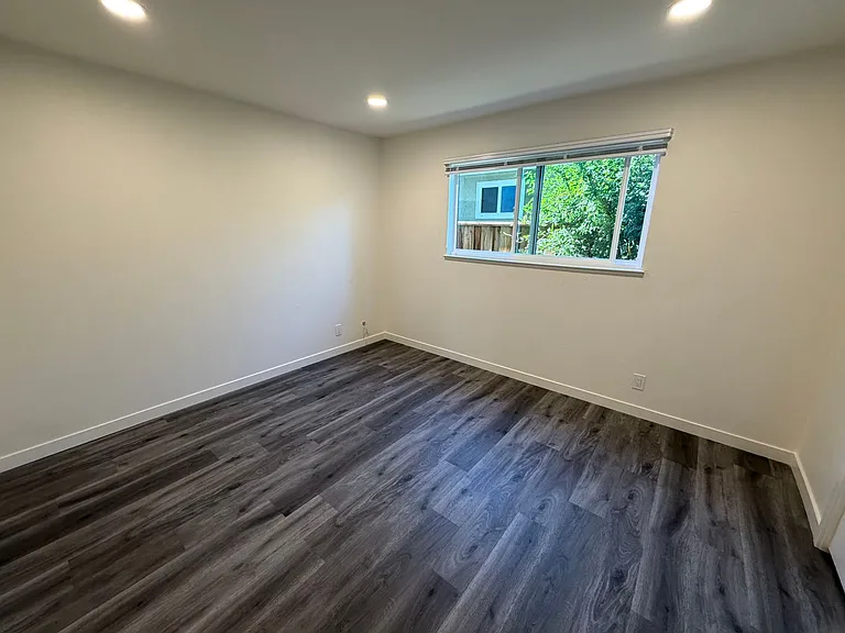 462 Westlake Dr — Photo 12