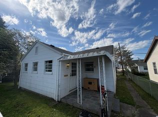 2714 27th St, Nitro, WV 25143