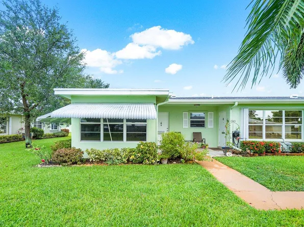 221 Pine Point Drive #D, Boynton Beach, FL 33435