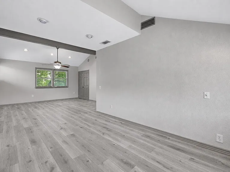 4301 Hyridge Dr — Photo 18