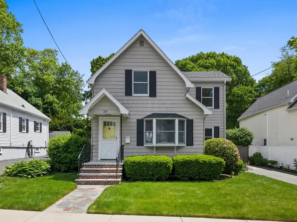 39 Spear St, Melrose, MA 02176