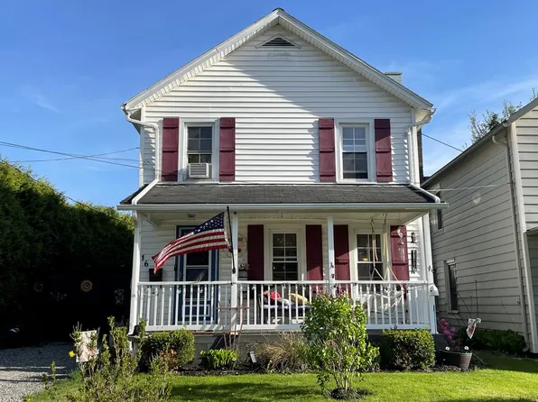 16 Purple St, Wellsboro, PA 16901