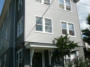 32 Portland Pl APT 2, Yonkers, NY 10703