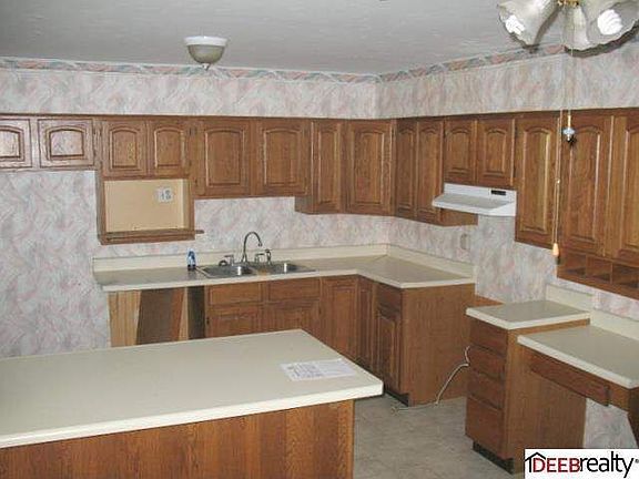 2nd image of 4003 Ramelle Dr