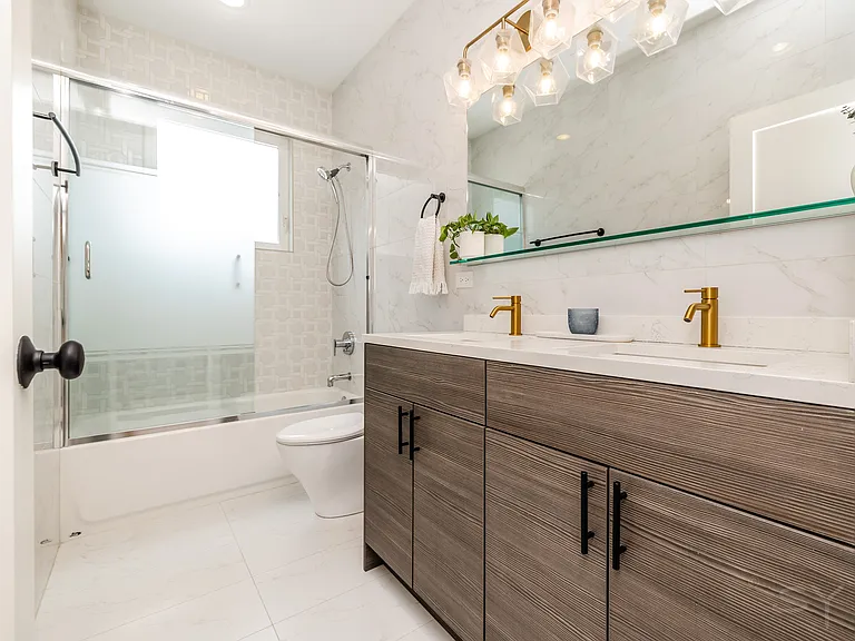 2236 W Shakespeare Ave — Photo 22