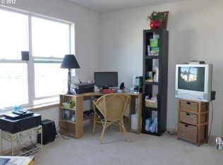 15737 NE Beech St, Portland, OR 97230