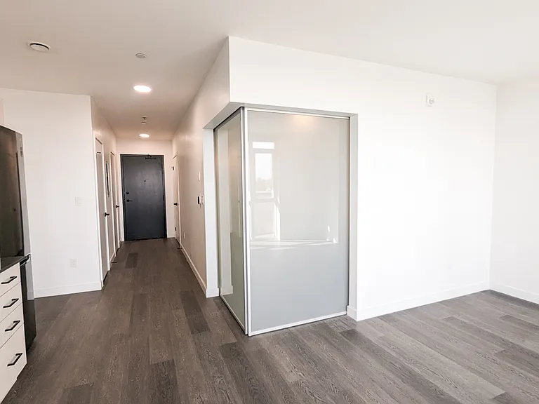 388 King St E #301 — Photo 6