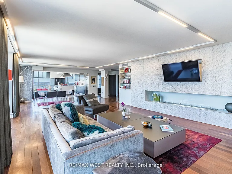 409 Bloor St E #Penthouse 2 — Photo 10