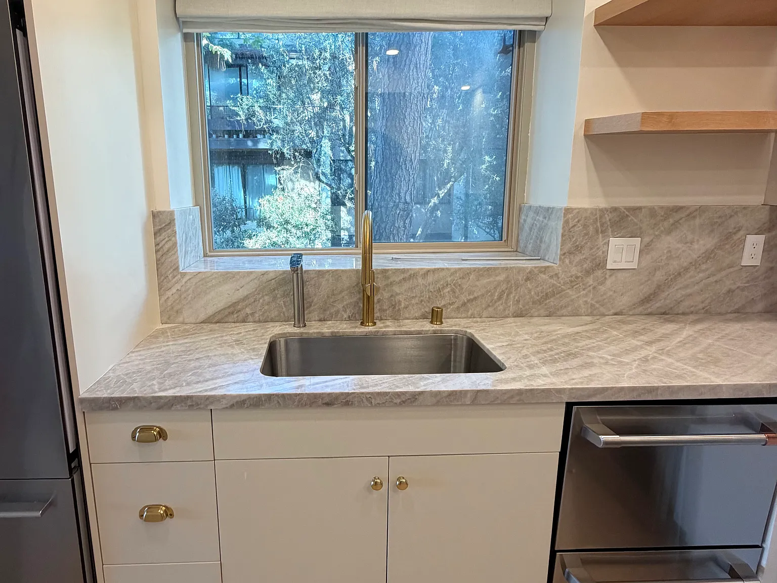 2 bed, 1338 sqft, $4,950 — Photo 3