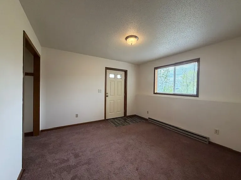 411 Germania St — Photo 10