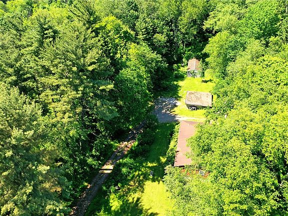 4th image of 184 McClain Ln