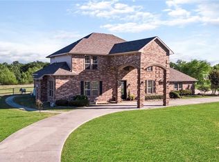 263 Whites Hill Dr, Van Alstyne, TX 75495