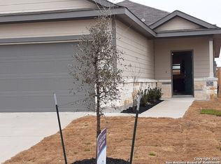 2549 Smokey Cv, Seguin, TX 78155