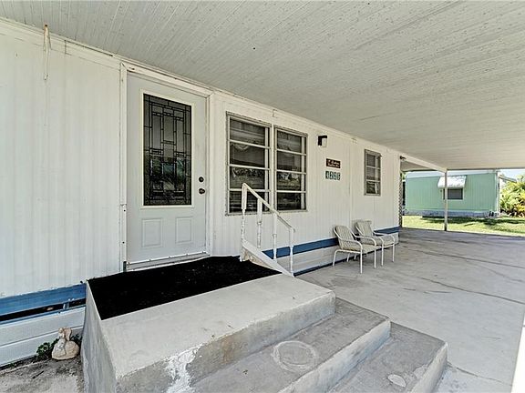 4th image of 4225 Hollis Ave