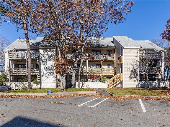 4th image of 800 Bearses Way APT 2SB