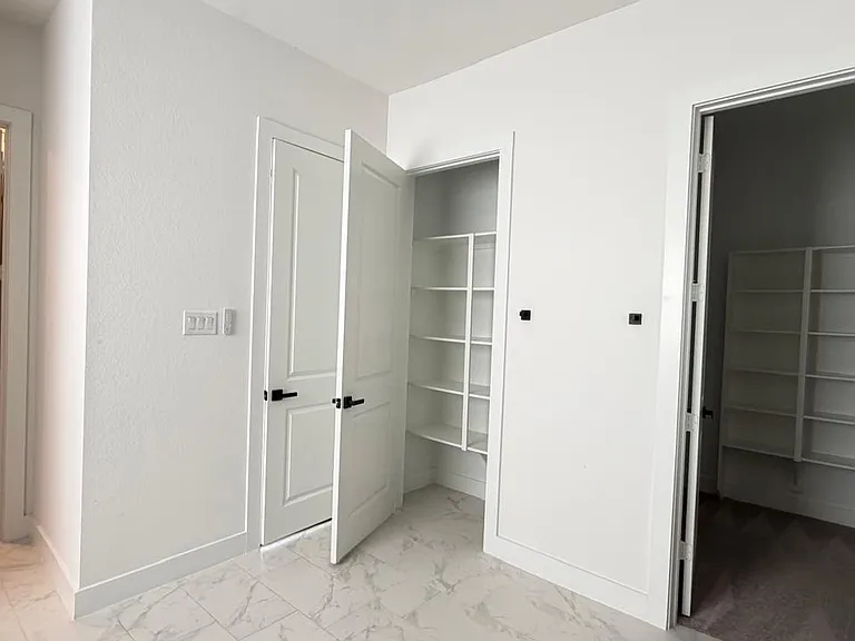 24638 Lukes Landing Way — Photo 17