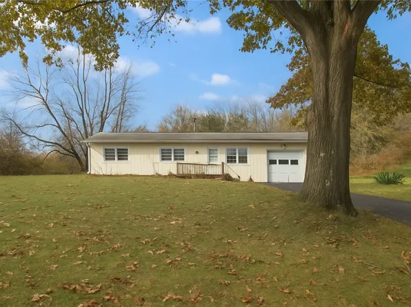 49 Orchard Rd, New Wilmington, PA 16142