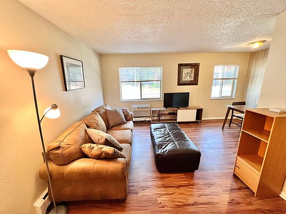 5th image of 333 N Lincoln St #101