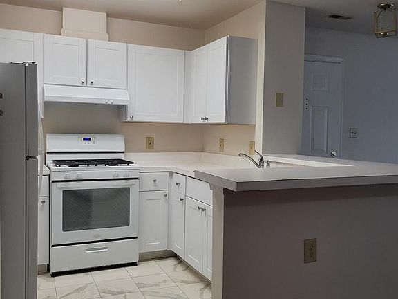 5th image of 3110 River Bend Ct APT G203