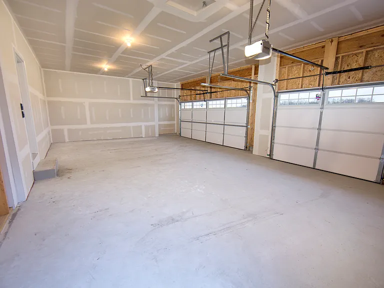 3-car garage
