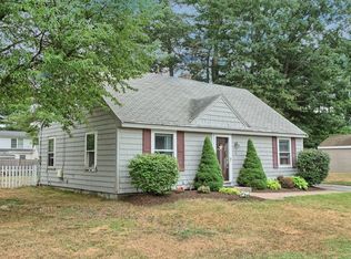 4 Chapman Ave, Wilmington, MA 01887