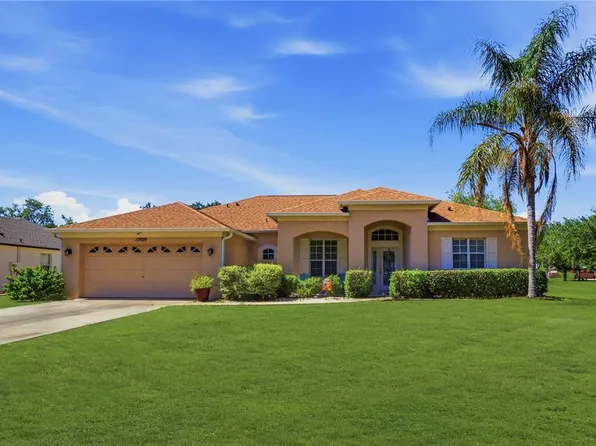 12929 Regiment Dr, Grand Island, FL 32735