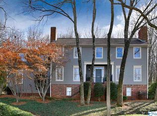 1820 Mountainbrook Dr SE, Huntsville, AL 35801